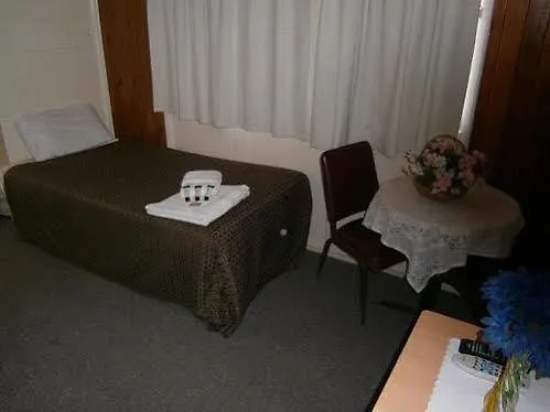 Tara Hotel Motel Chinchilla 2*,  Australia